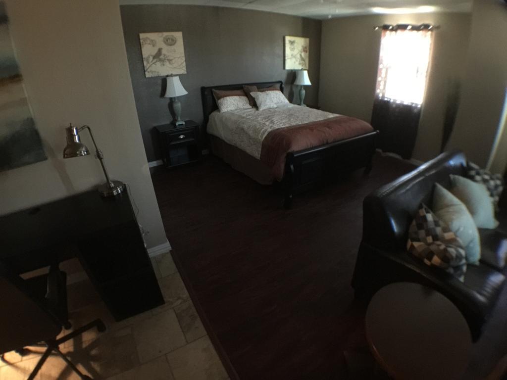 Austin Motor Inn Room photo