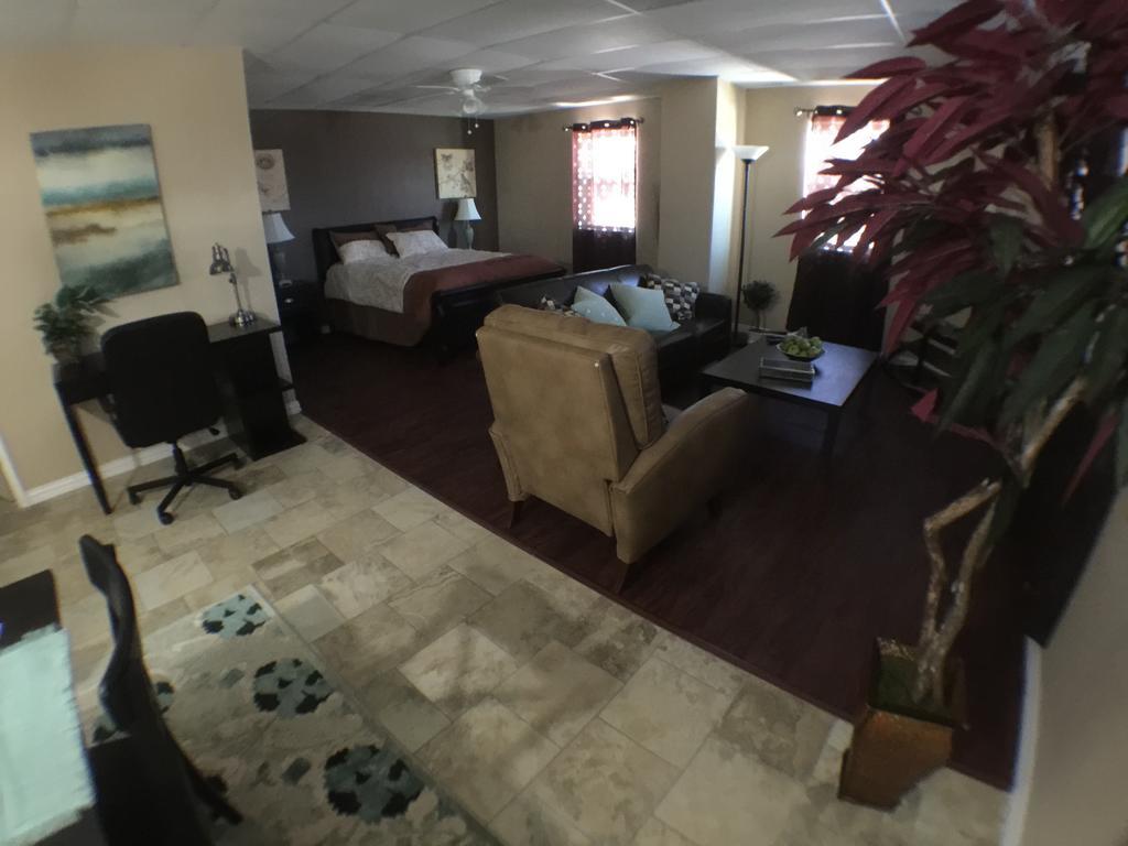 Austin Motor Inn Room photo