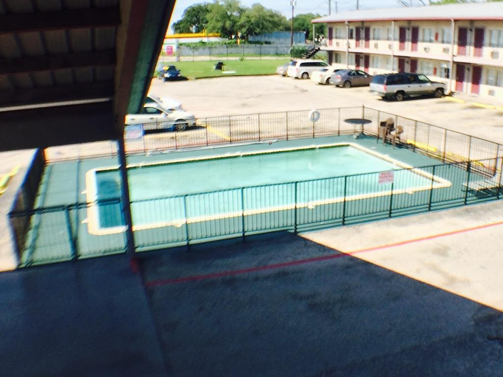 Austin Motor Inn Exterior photo